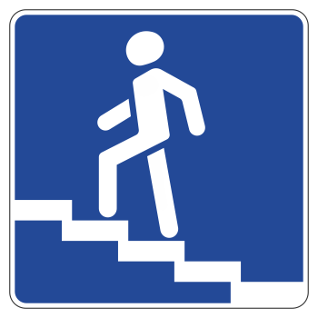 Дорожный знак 6.7 «Надземный пешеходный переход» (металл 0,8 мм, I типоразмер: сторона 600 мм, С/О пленка: тип В алмазная)